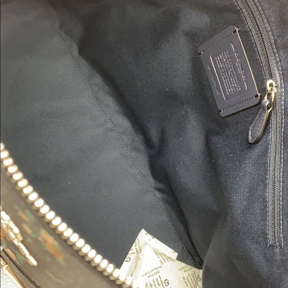 COACH GALLERY TOTE ROSE BOUQUET - Picture 15 of 16